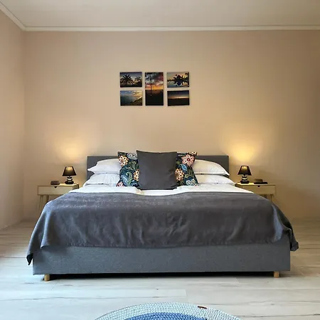 Milano Vendeghaz Bakonybél