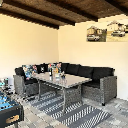 Apartament Milano Vendeghaz