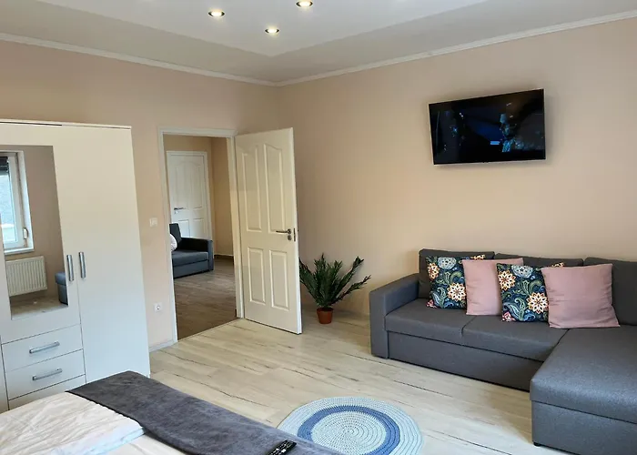 아파트 Milano Vendeghaz